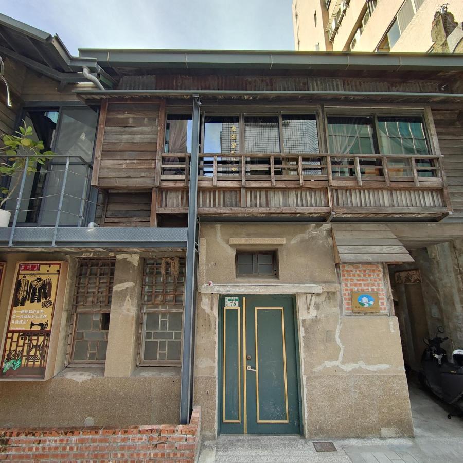 Jerry'S Mazehut Hostel Tainan Esterno foto