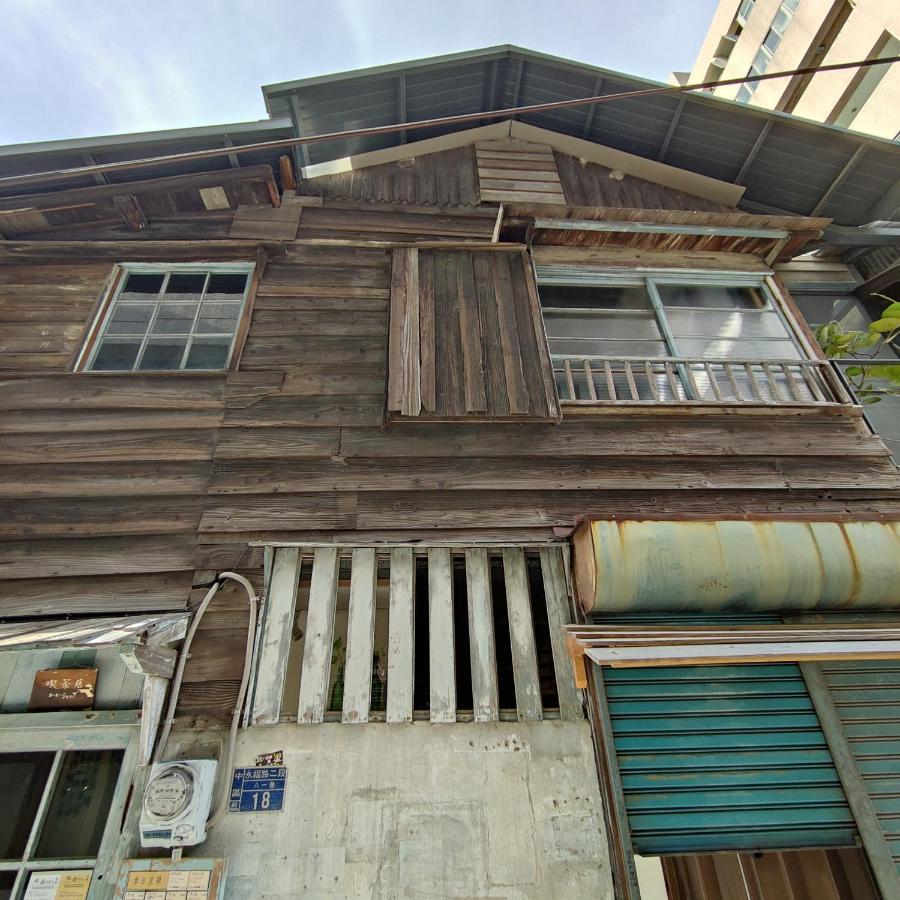Jerry'S Mazehut Hostel Tainan Esterno foto