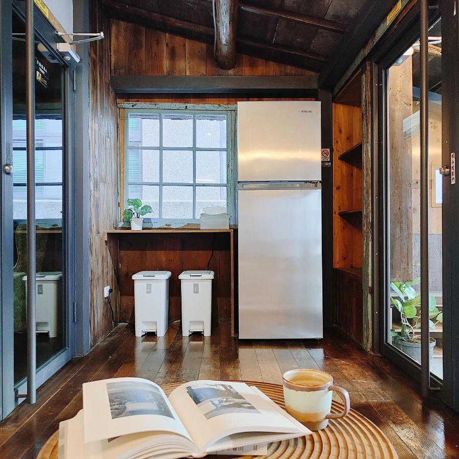 Jerry'S Mazehut Hostel Tainan Esterno foto
