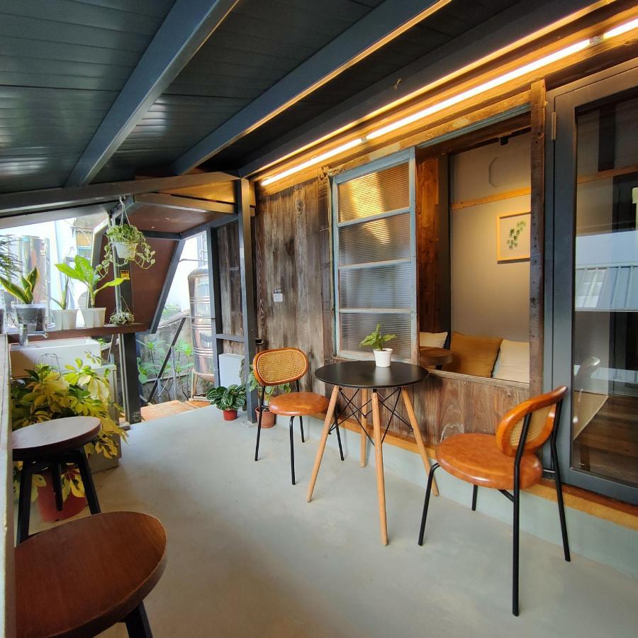 Jerry'S Mazehut Hostel Tainan Esterno foto