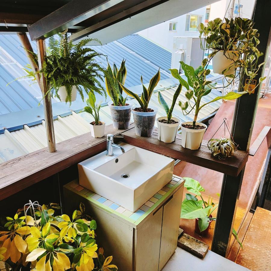 Jerry'S Mazehut Hostel Tainan Esterno foto